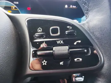 Mercedes-Benz Cla-180