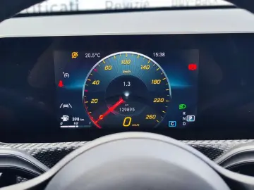 Mercedes-Benz Cla-180
