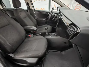 Peugeot 301
