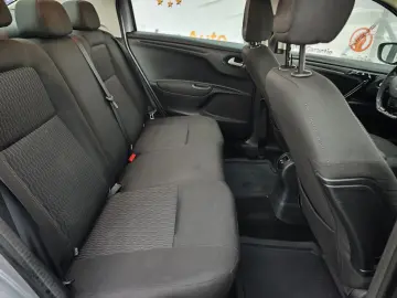 Peugeot 301