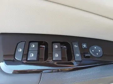 Kia SPORTAGE 1.6 T-GDI MHEV 180 CP 4x4 Business Line AT