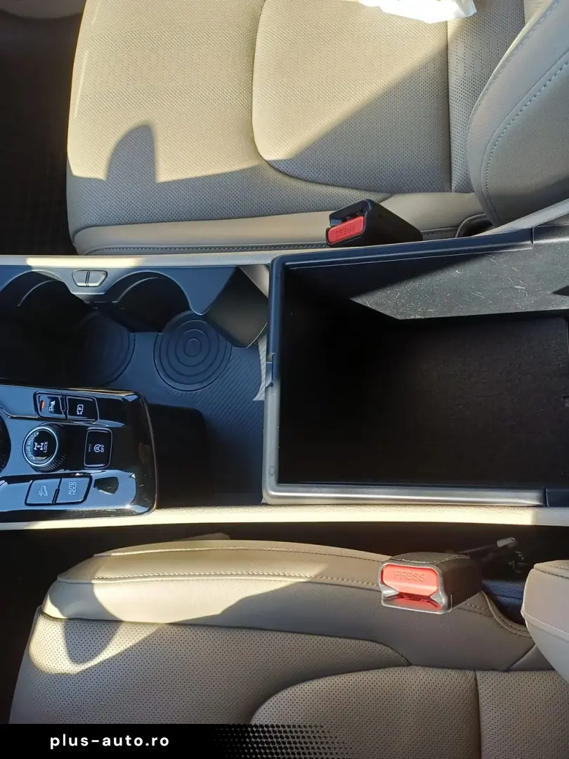 Kia SPORTAGE 1.6 T-GDI MHEV 180 CP 4x4 Business Line AT