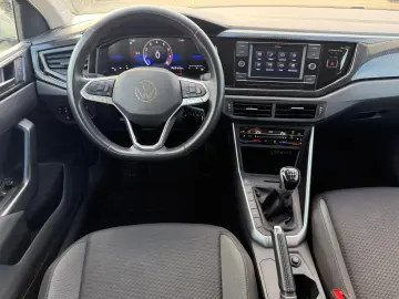 Volkswagen POLO Hatchback 2023