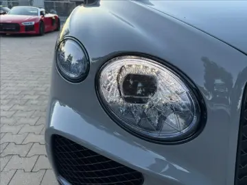 BENTLEY Bentayga 4.0 V8 EWB Azure 4WD Autom.  NAIM
