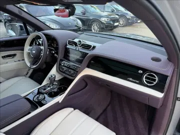 BENTLEY Bentayga 4.0 V8 EWB Azure 4WD Autom.  NAIM