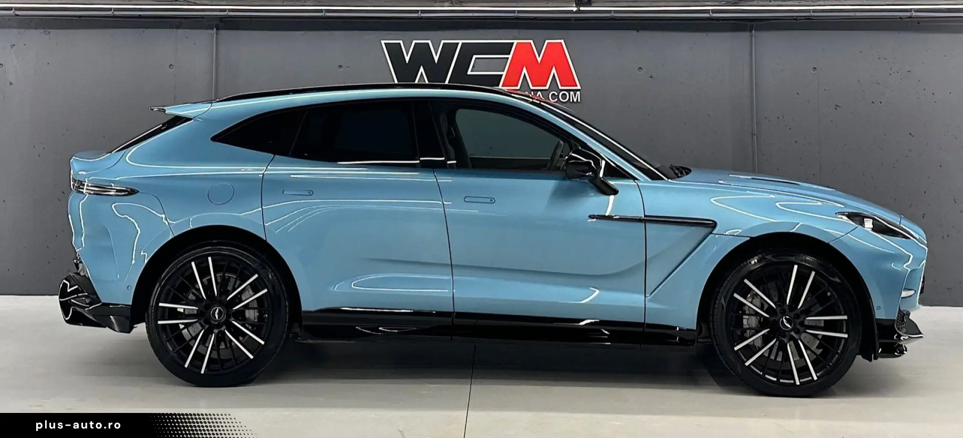 ASTON MARTIN DBX707 4.0 V8