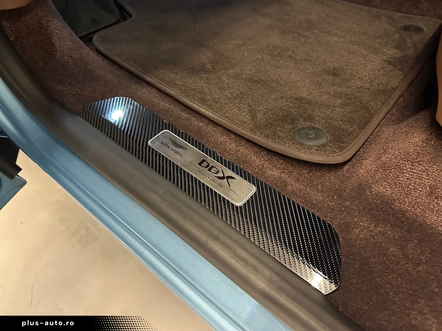ASTON MARTIN DBX707 4.0 V8
