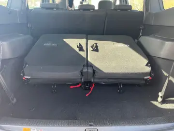 DACIA Lodgy Stepway Selection Blue dCi 115 7-Sitzer Na