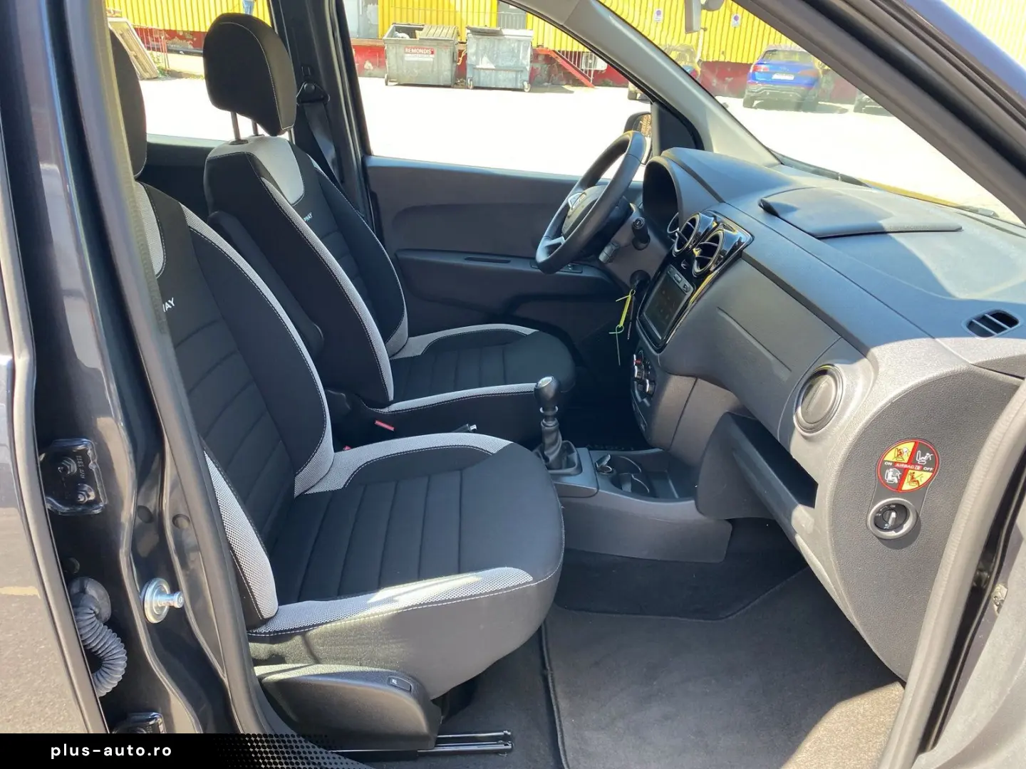 DACIA Lodgy Stepway Blue dCi 115 7 Sitzer PDC h Kamera