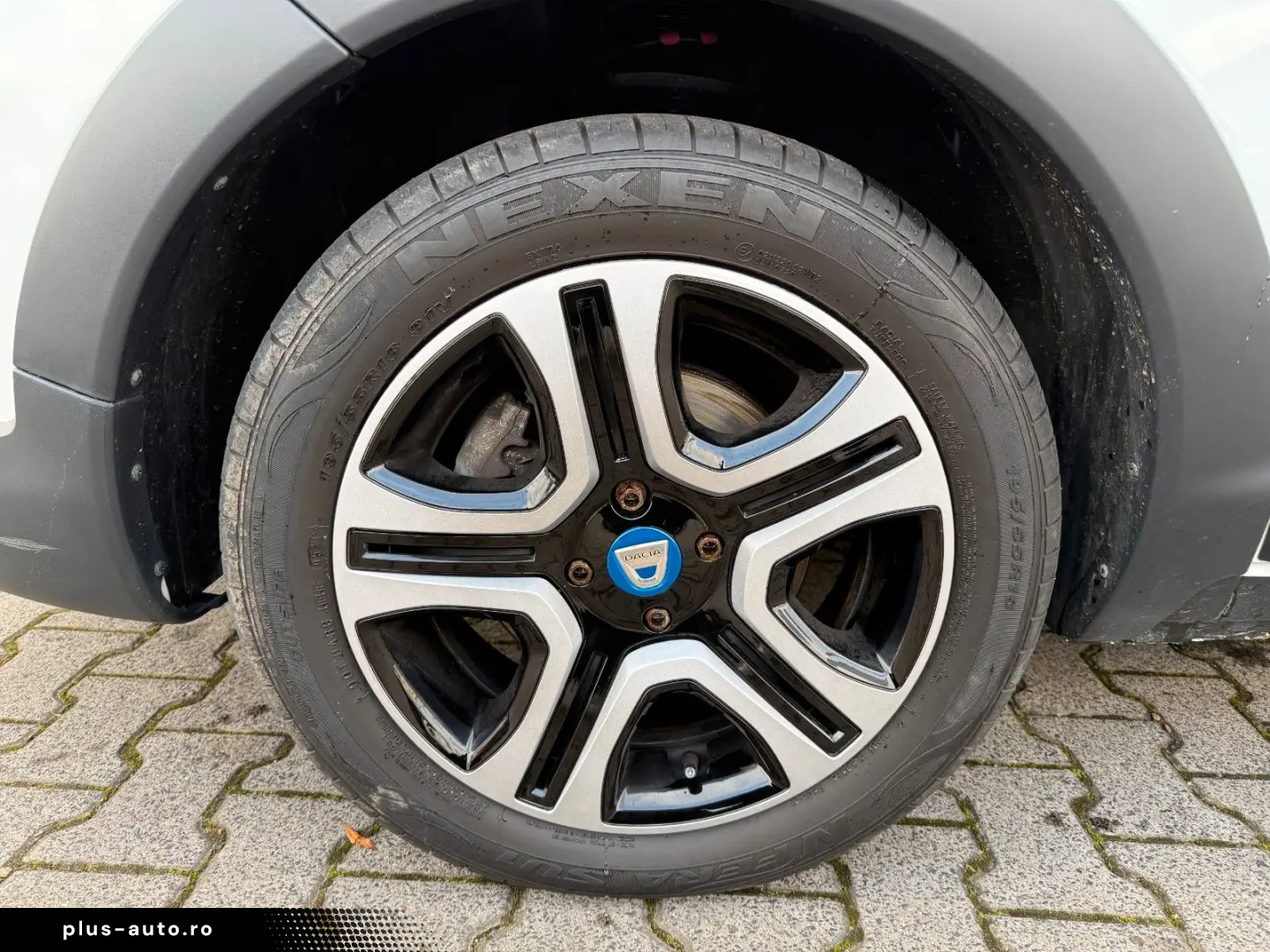 DACIA Lodgy Stepway   7-SITZER NAVI SITZH KAMERA CARPL