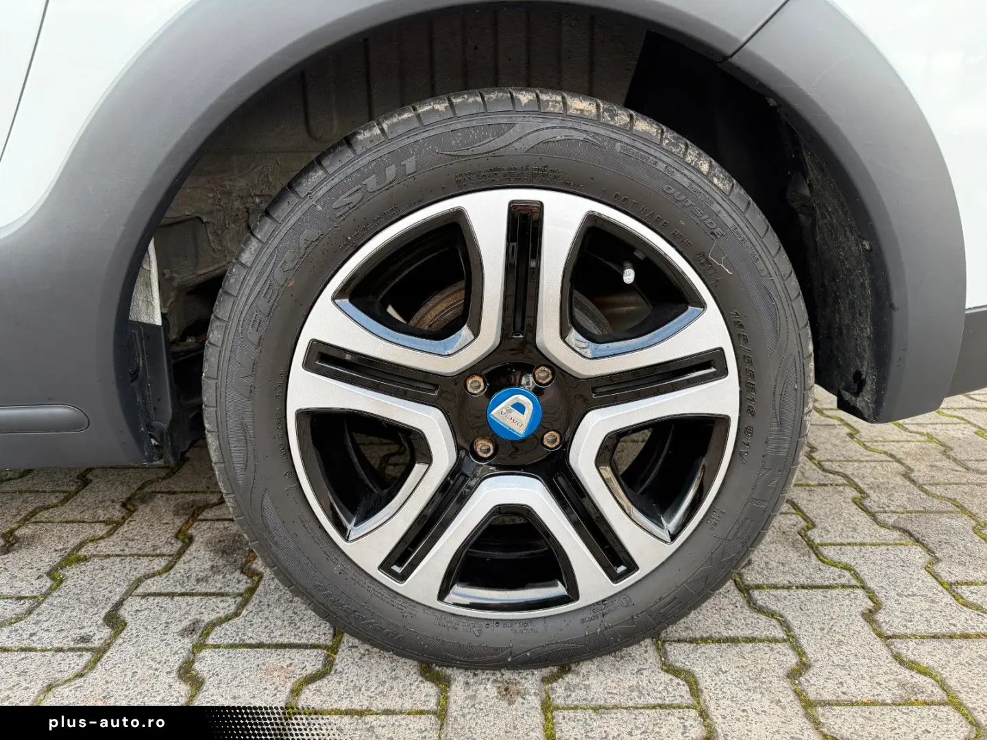 DACIA Lodgy Stepway   7-SITZER NAVI SITZH KAMERA CARPL