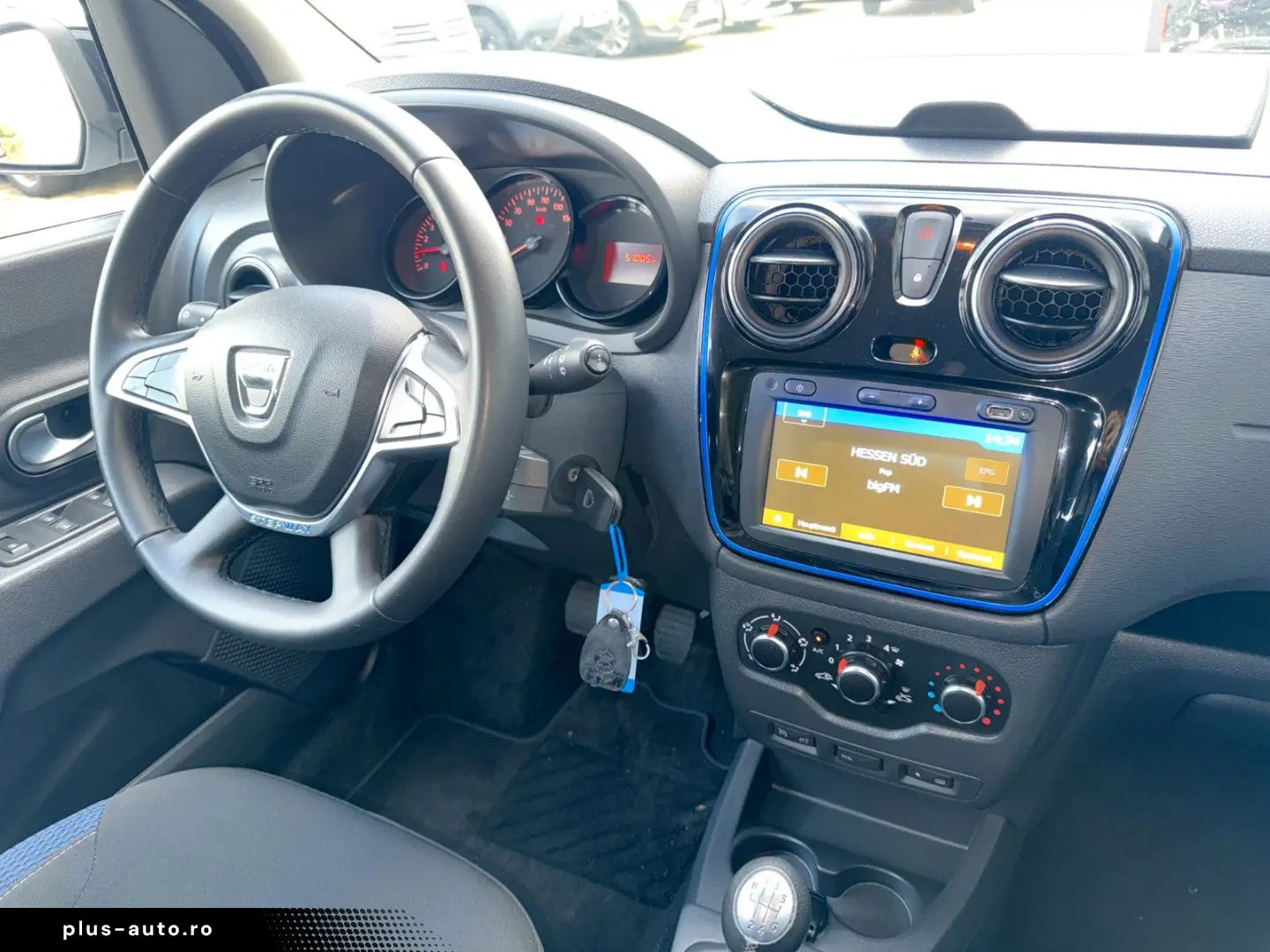 DACIA Lodgy Stepway   7-SITZER NAVI SITZH KAMERA CARPL