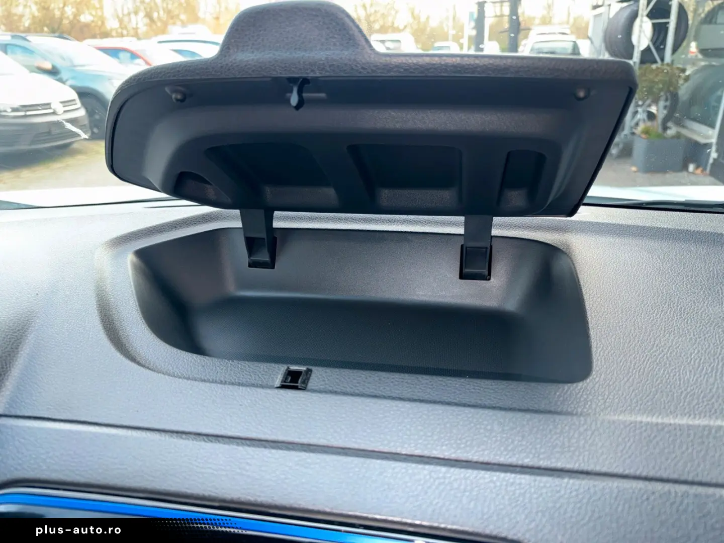 DACIA Lodgy Stepway   7-SITZER NAVI SITZH KAMERA CARPL