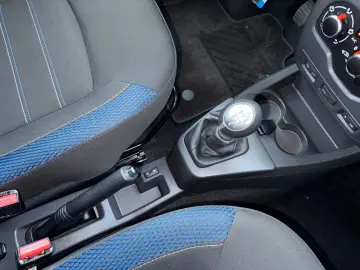 DACIA Lodgy Stepway   7-SITZER NAVI SITZH KAMERA CARPL