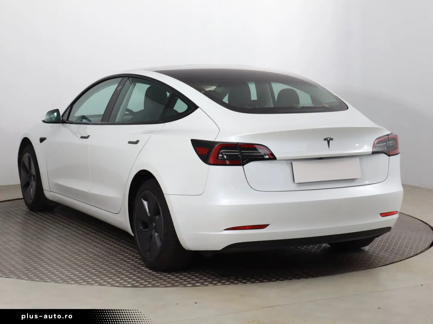 TESLA Model 3 Std Range Plus 55kWh 2022   Automatik