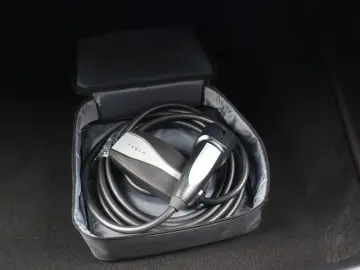 TESLA Model 3 Std Range Plus 55kWh 2022   Automatik