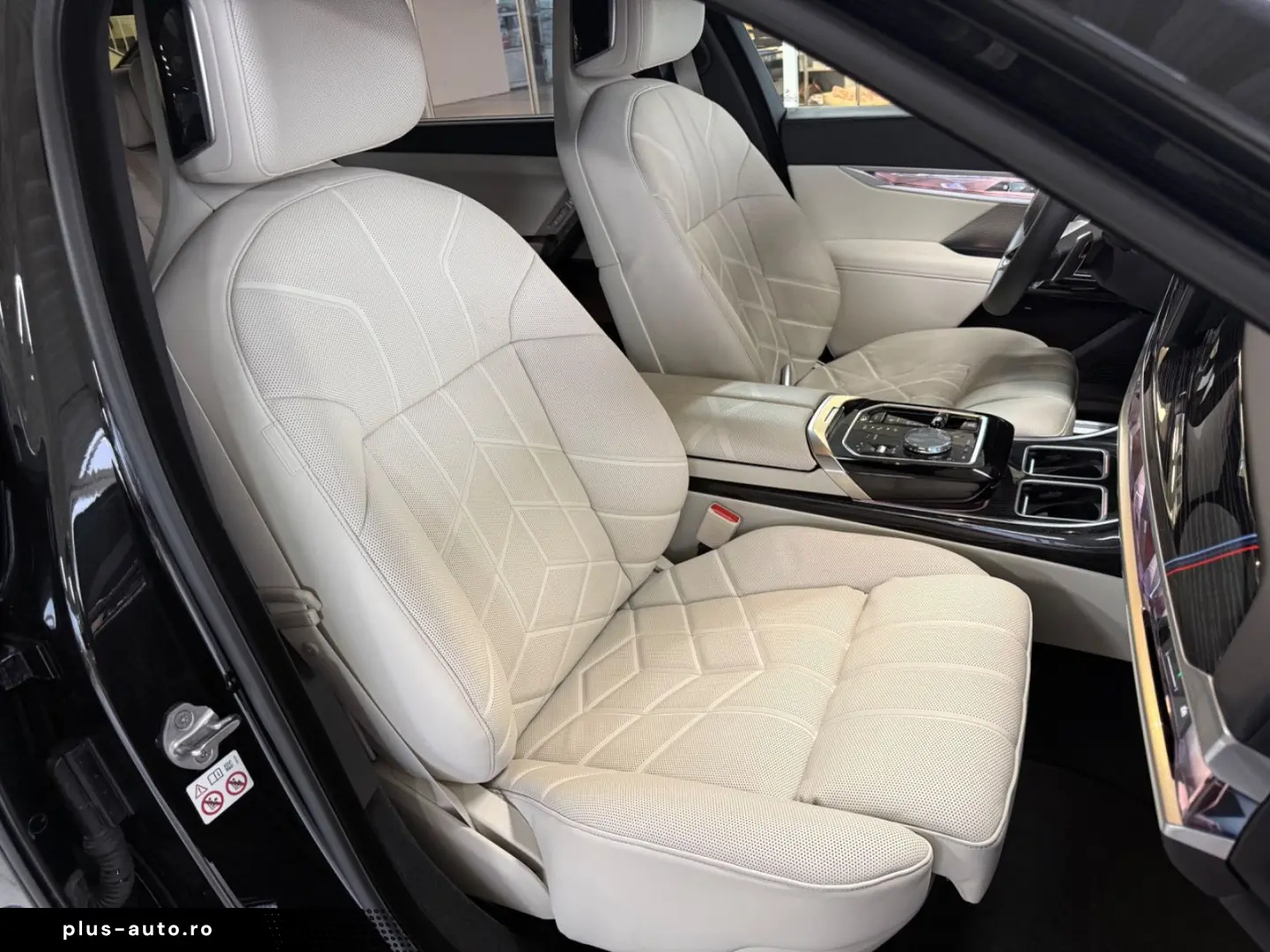BMW 750e xDrive M Sportpaket Executive Drive Pro