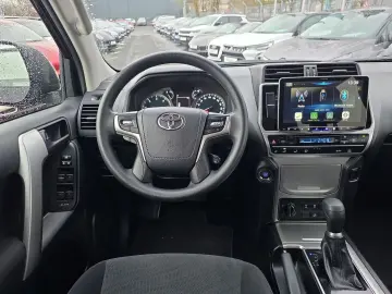 TOYOTA Land Cruiser Comfort 2.8 D4-D AHK Navi Kamera PD