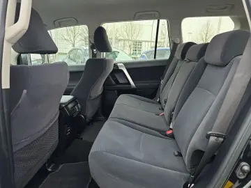 TOYOTA Land Cruiser Comfort 2.8 D4-D AHK Navi Kamera PD