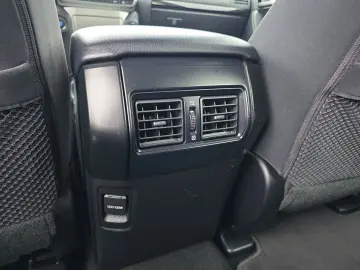 TOYOTA Land Cruiser Comfort 2.8 D4-D AHK Navi Kamera PD