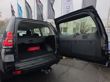 TOYOTA Land Cruiser Comfort 2.8 D4-D AHK Navi Kamera PD