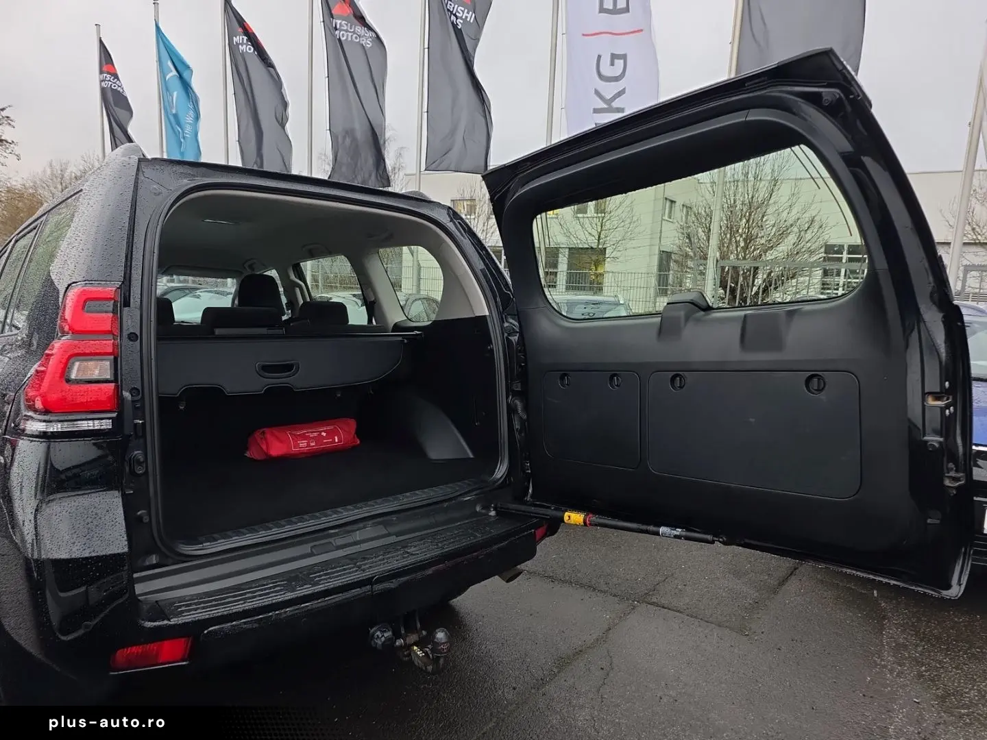 TOYOTA Land Cruiser Comfort 2.8 D4-D AHK Navi Kamera PD