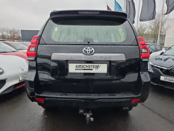 TOYOTA Land Cruiser Comfort 2.8 D4-D AHK Navi Kamera PD