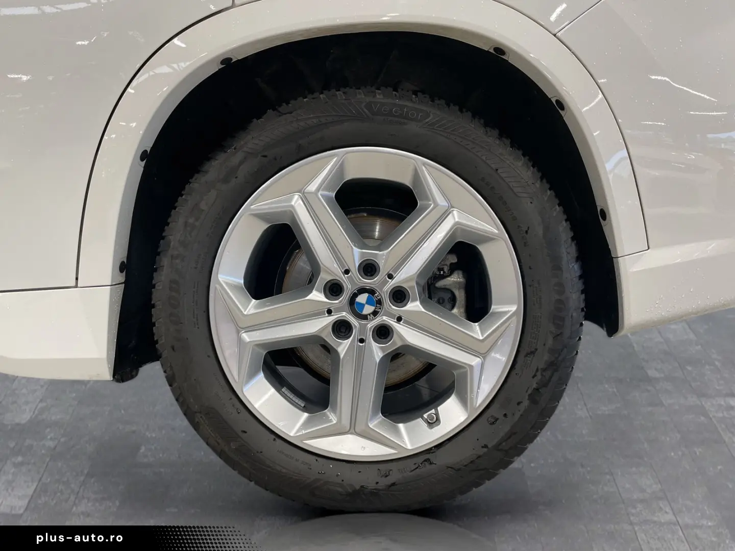 BMW X1 xDrive23i M Sport AHK Driv.Assist.Prof LED