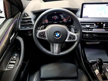 BMW X4 xDrive30d M Sport AHK LiveCockpitProf Laser