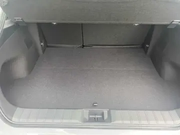 LEXUS LBX 1.5 Hybrid Relax LED SHZ KLIMA