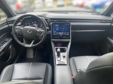 LEXUS LBX 1.5 Hybrid Relax LED SHZ KLIMA