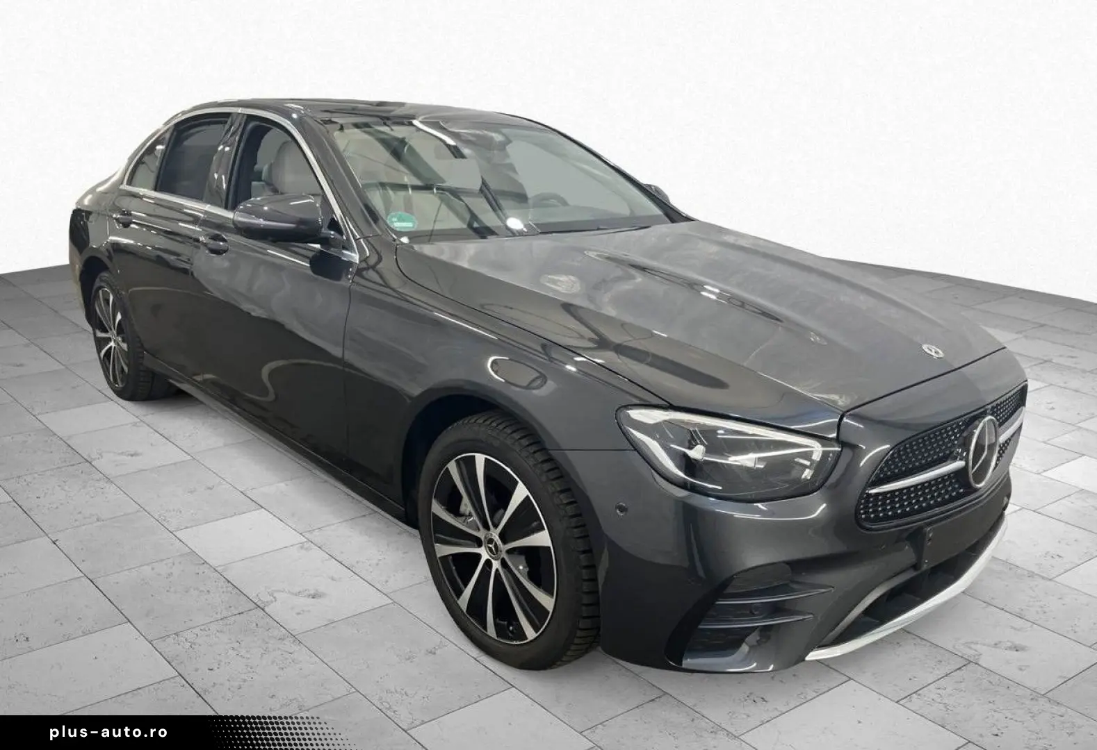 MERCEDES-BENZ E 300 e AMG  ALLRAD Pano 360 HUD Memor&hellip;