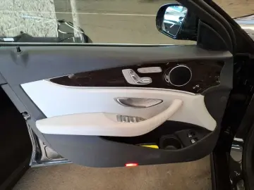 MERCEDES-BENZ E 300 e AMG  ALLRAD Pano 360 HUD Memor&hellip;