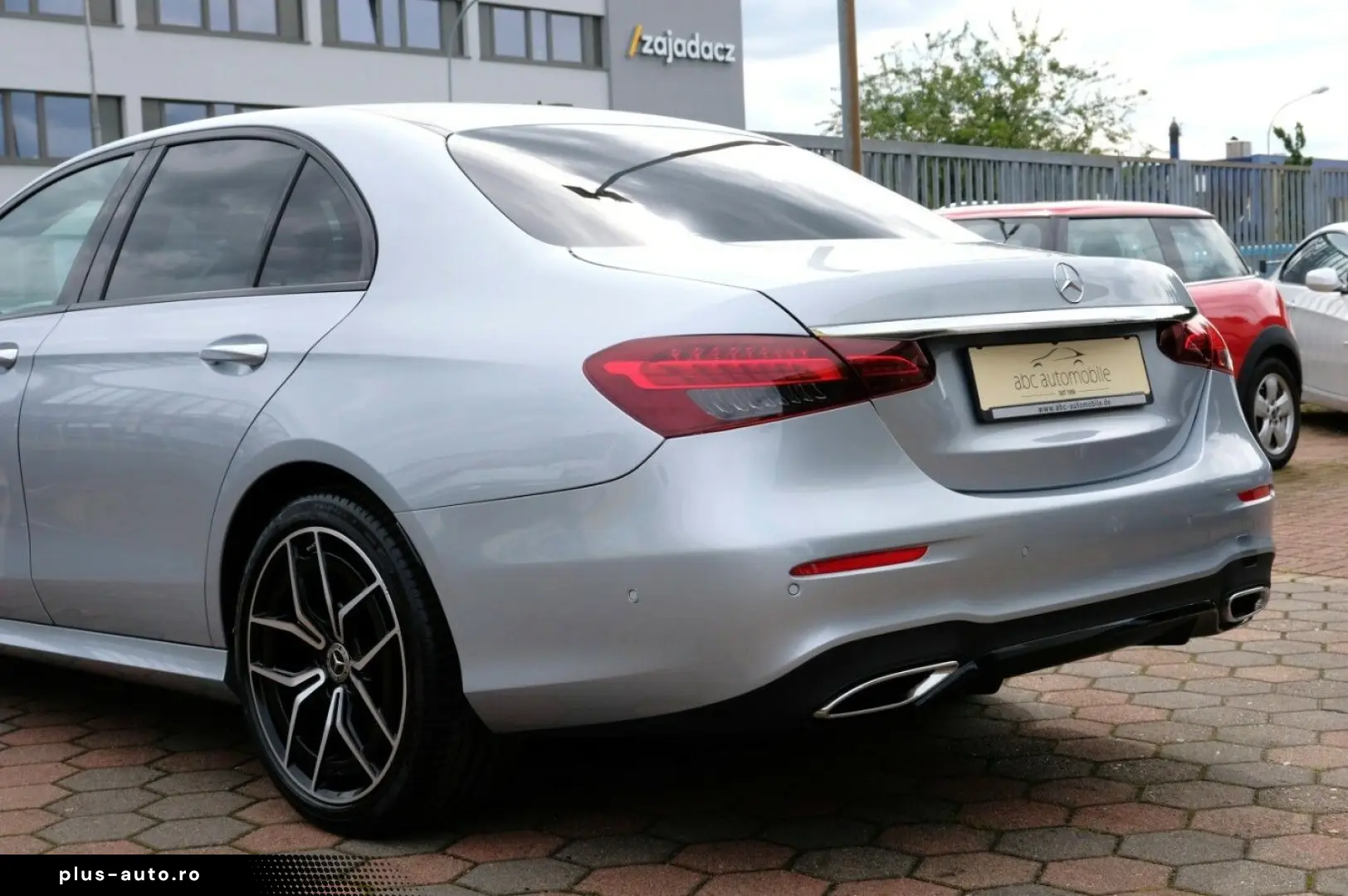 MERCEDES-BENZ E 400 d 4M AMG HUD Airmatic Standheizu&hellip;