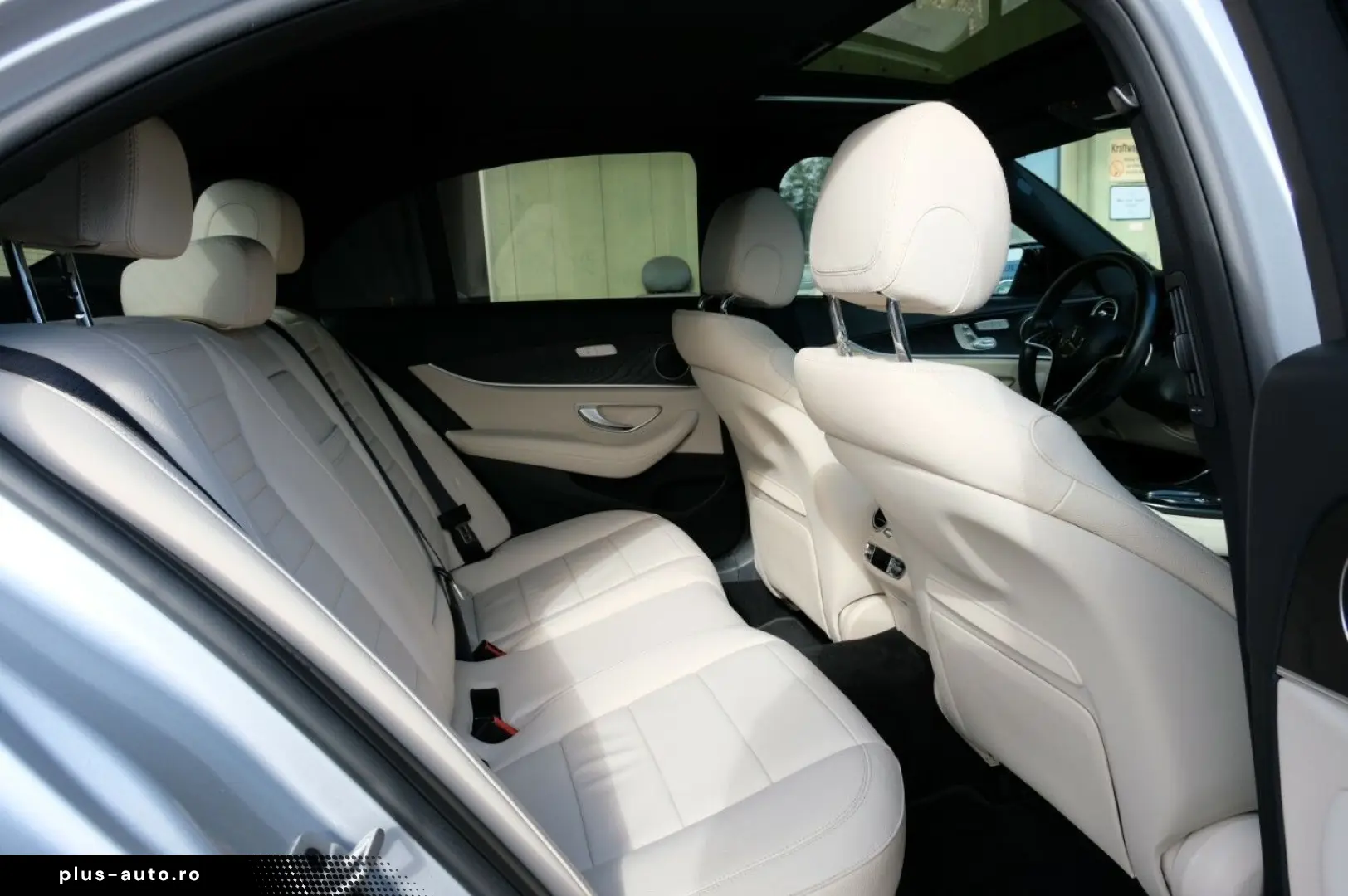 MERCEDES-BENZ E 400 d 4M AMG HUD Airmatic Standheizu&hellip;