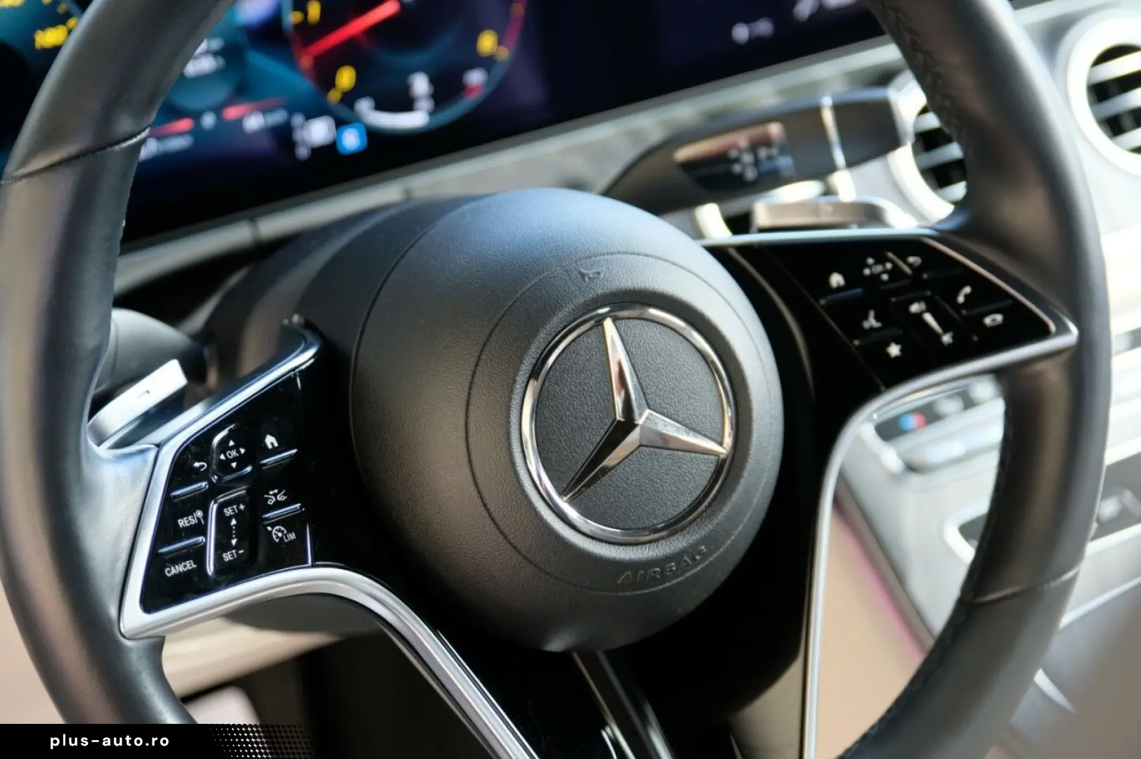 MERCEDES-BENZ E 400 d 4M AMG HUD Airmatic Standheizu&hellip;