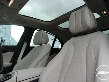 MERCEDES-BENZ E 300d 4M AMG MASSAGE PANO BURM MULTIBEAM 360