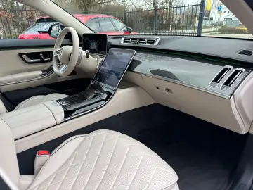 MERCEDES-BENZ S 450 d 4Matic L AMG Pano Burmester