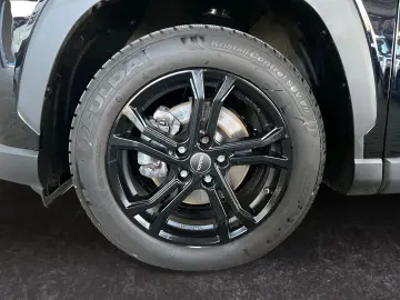 TOYOTA Corolla Cross Hybrid 2.0 4x4 Team D  LED CAM SHZ
