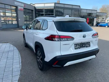 TOYOTA Corolla Cross Hybrid AWD Team Deutschland