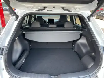 TOYOTA Corolla Cross Hybrid AWD Team Deutschland
