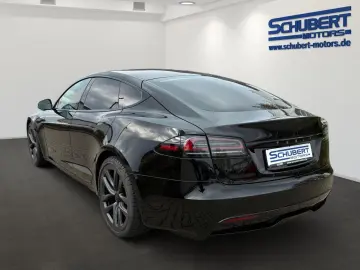TESLA Model S Long Range Luftfederung Panorama 360 Kam