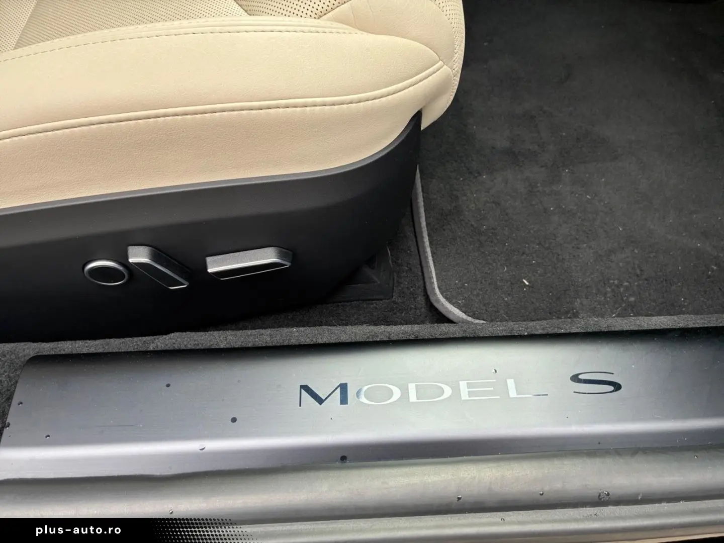 TESLA Model S Long Range Luftfederung Panorama 360 Kam