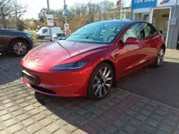 TESLA Model 3 Long Range Dual AWD