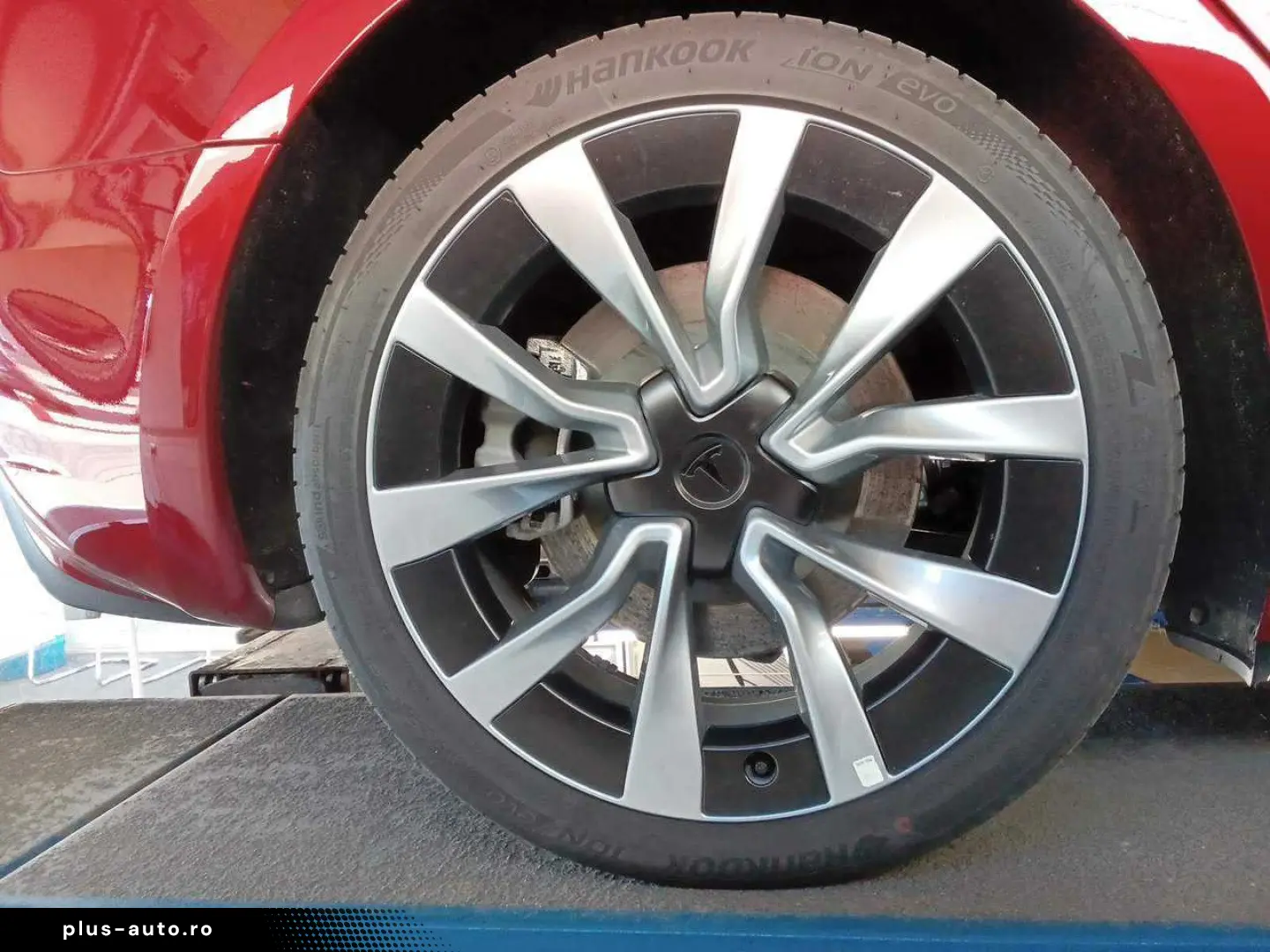 TESLA Model 3 Long Range Dual AWD