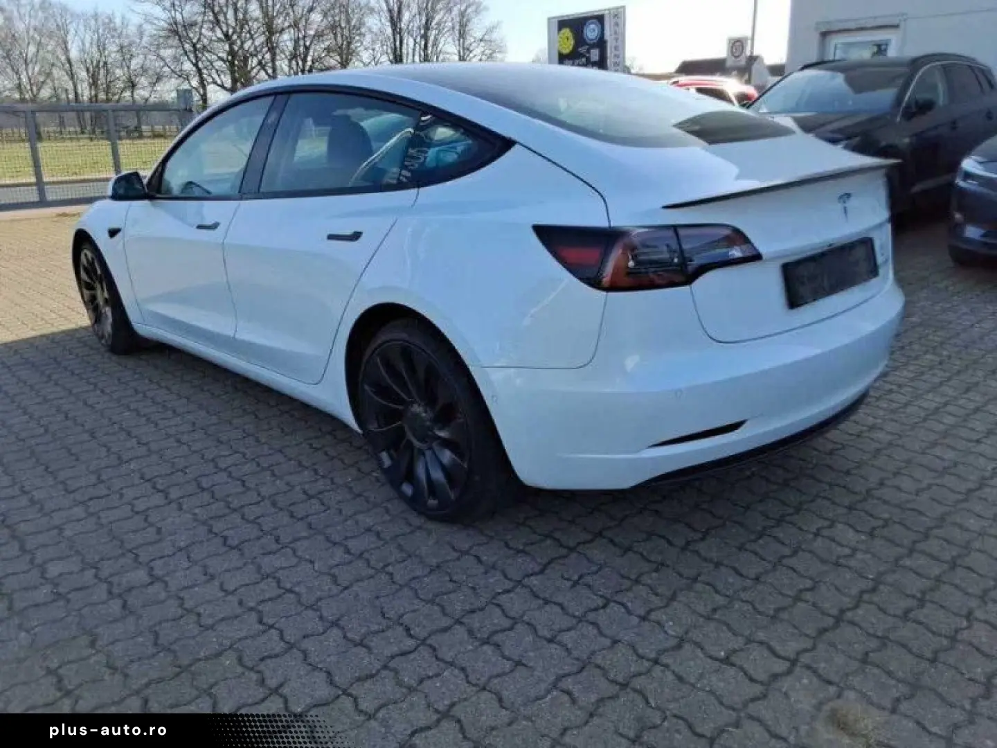 TESLA Model 3 Dual AWD Performance 393 20  Autopilot 3