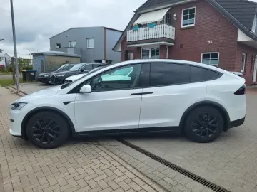 TESLA Model X Plaid 750 KW Full-Self-Drive Anhängerkup