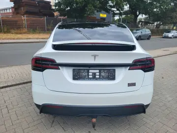 TESLA Model X Plaid 750 KW Full-Self-Drive Anhängerkup