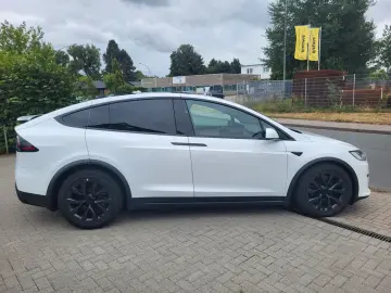 TESLA Model X Plaid 750 KW Full-Self-Drive Anhängerkup