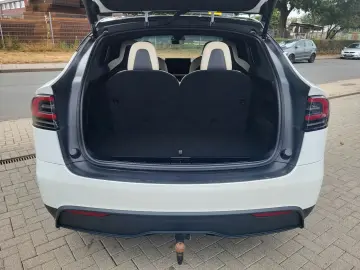 TESLA Model X Plaid 750 KW Full-Self-Drive Anhängerkup